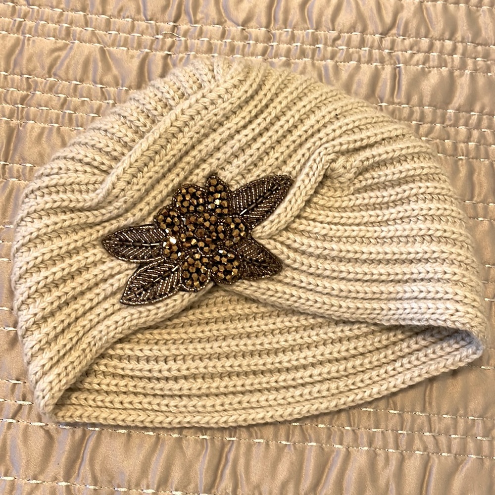 Winter hat beaded beanie